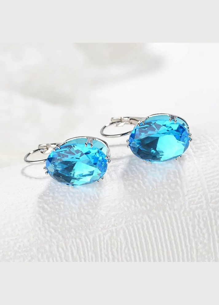 Сережки з блакитними кристалами код 1880 PTR No Brand (317769558)