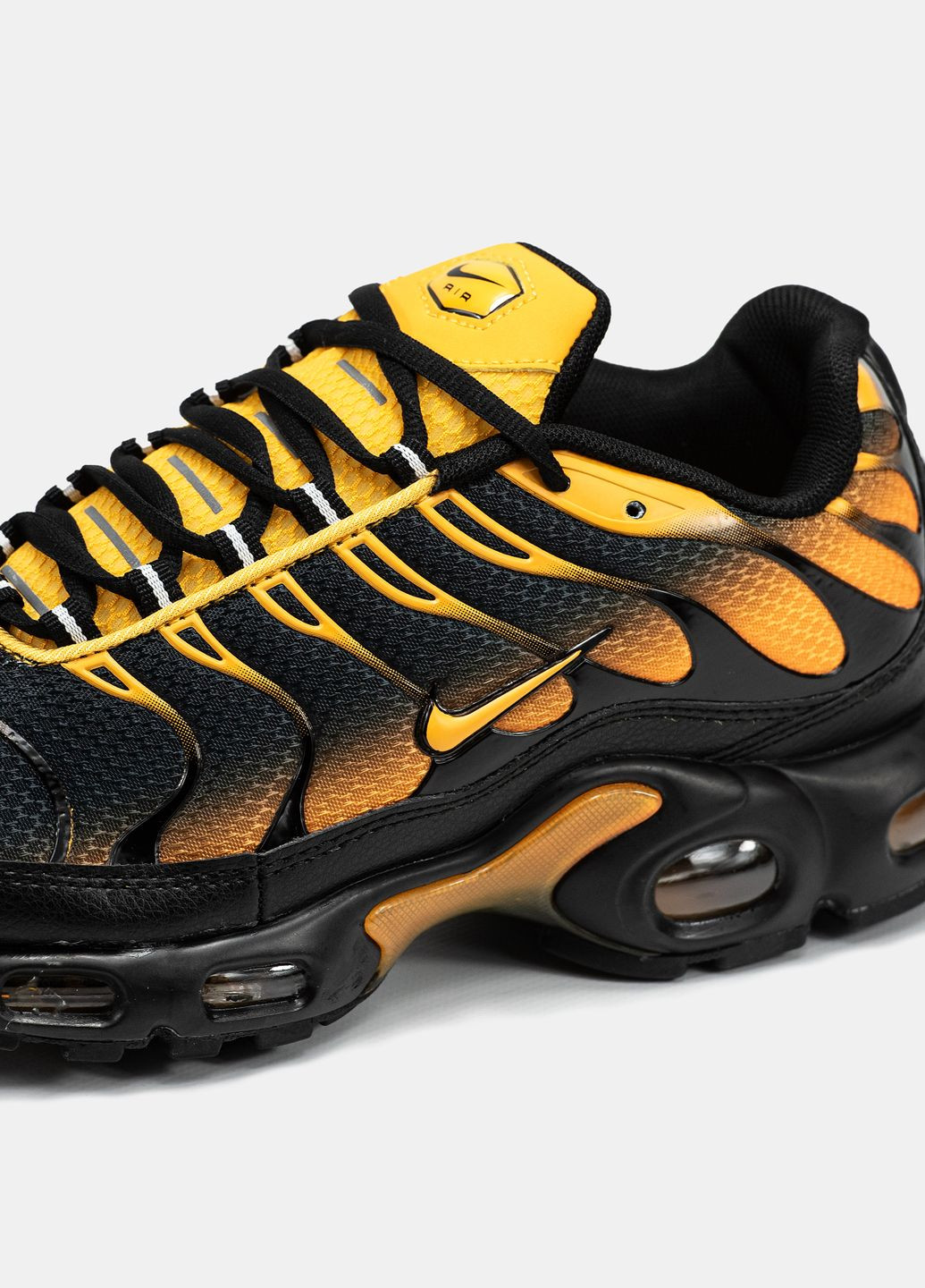 Чорні Осінні кросівки nike yellow black No Brand Air Max TN Plus
