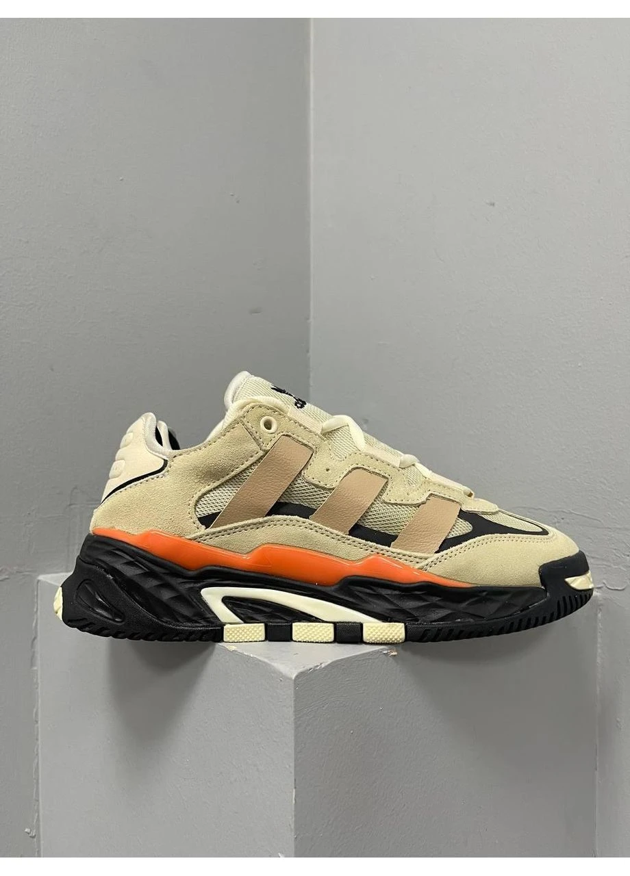Черные демисезонные кроссовки мужские adidas niteball beige black orange v2 адидас найтбол черные No Brand