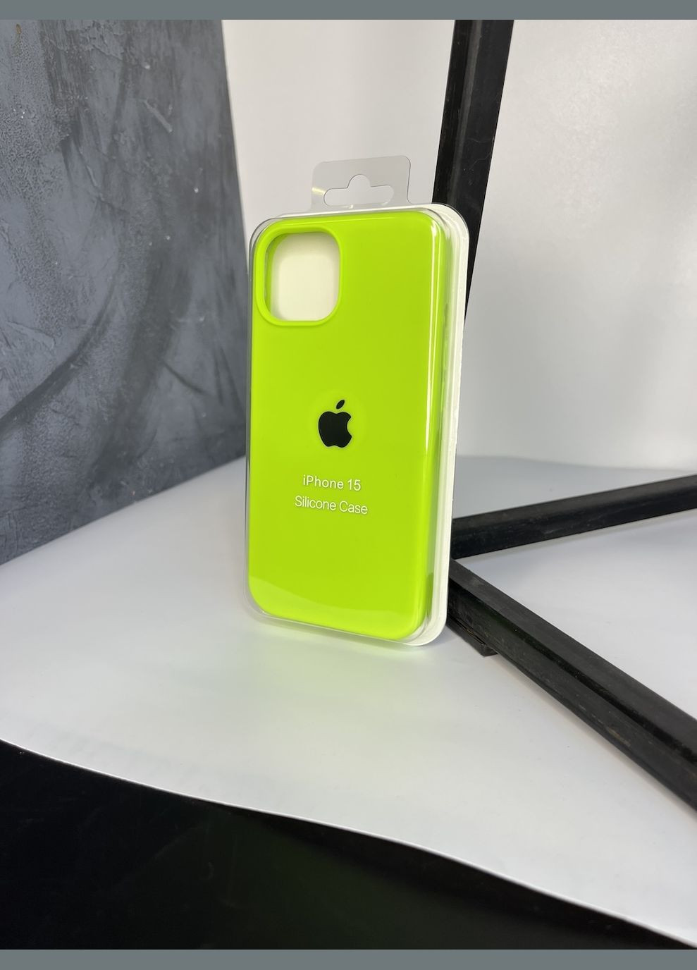 Чохол на iPhone 15 відкрита камера, закритий низ silicone case на apple айфон Brand iphone15 (294092084)