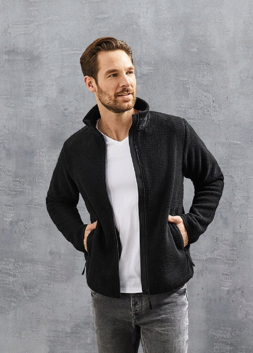 Черная куртка мужская флисовая имитация овчины Livergy