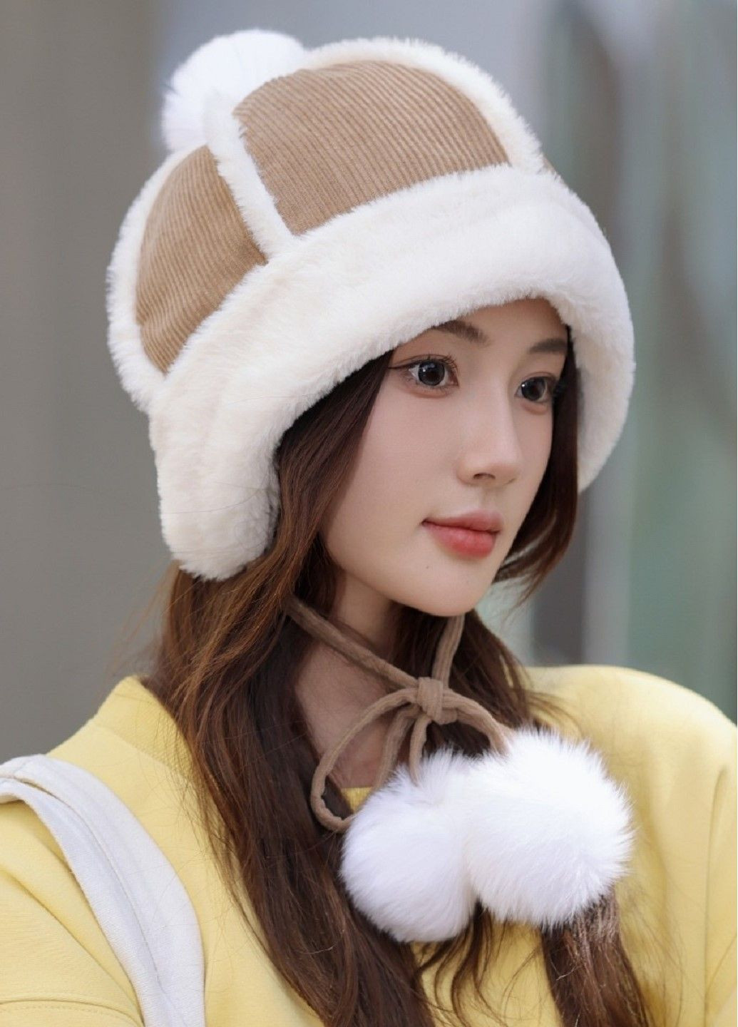 -Вушанка з Помпоном, М’яка Тепла Шапка зі Штучним Хутром та китицями No Brand Жіноча Зимова Шапка (363838656)