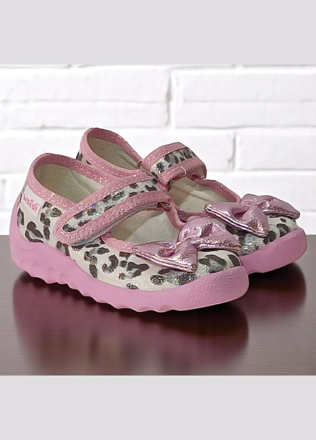 Кремовые ортопедические тапочки на липучке для девочки сменка в садик валди Waldi с бантом