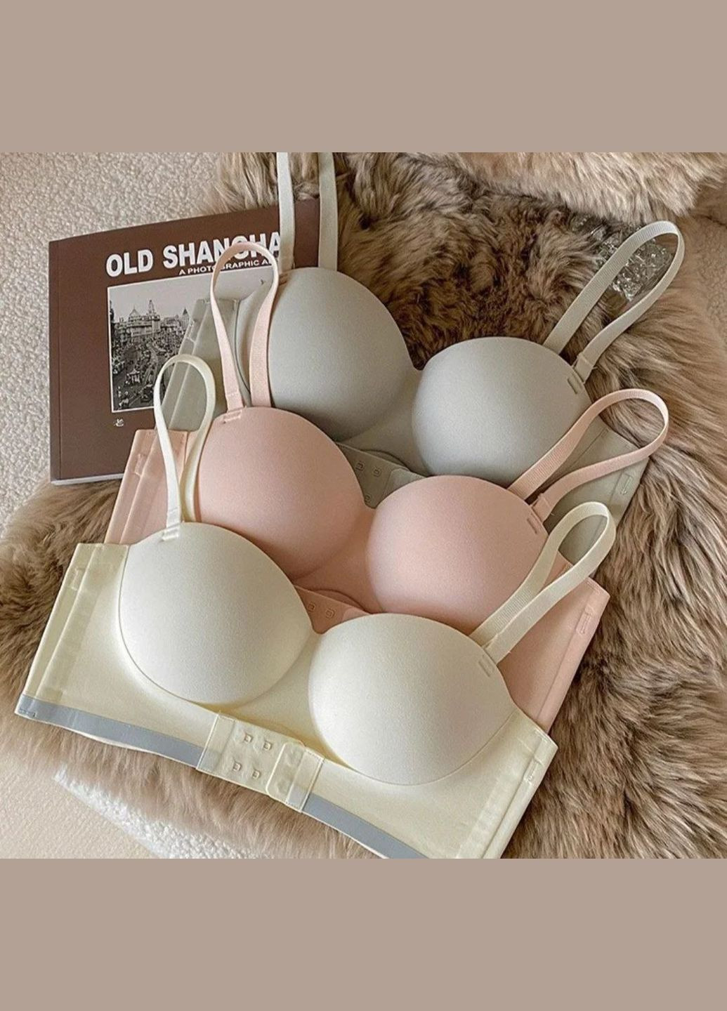 Світло-жовтий безшовний бюстгальтер жіночий з ефектом push up ліфчик оливкового кольору безшовний No Brand без кісточок нейлон