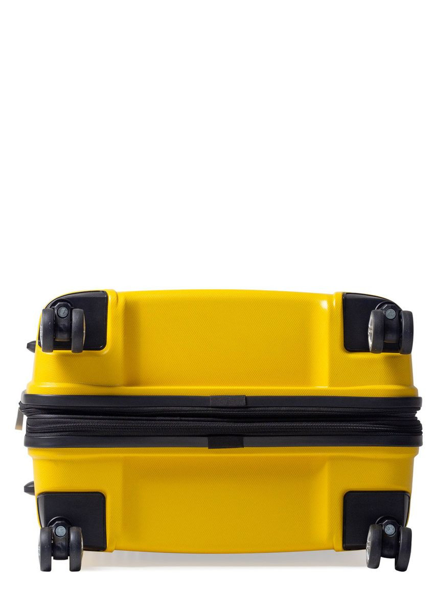 Чемодан средний M полипропилен жёлтый 68х47х33+5/102л/3.9кг/ 241 AIRTEX (324801633)