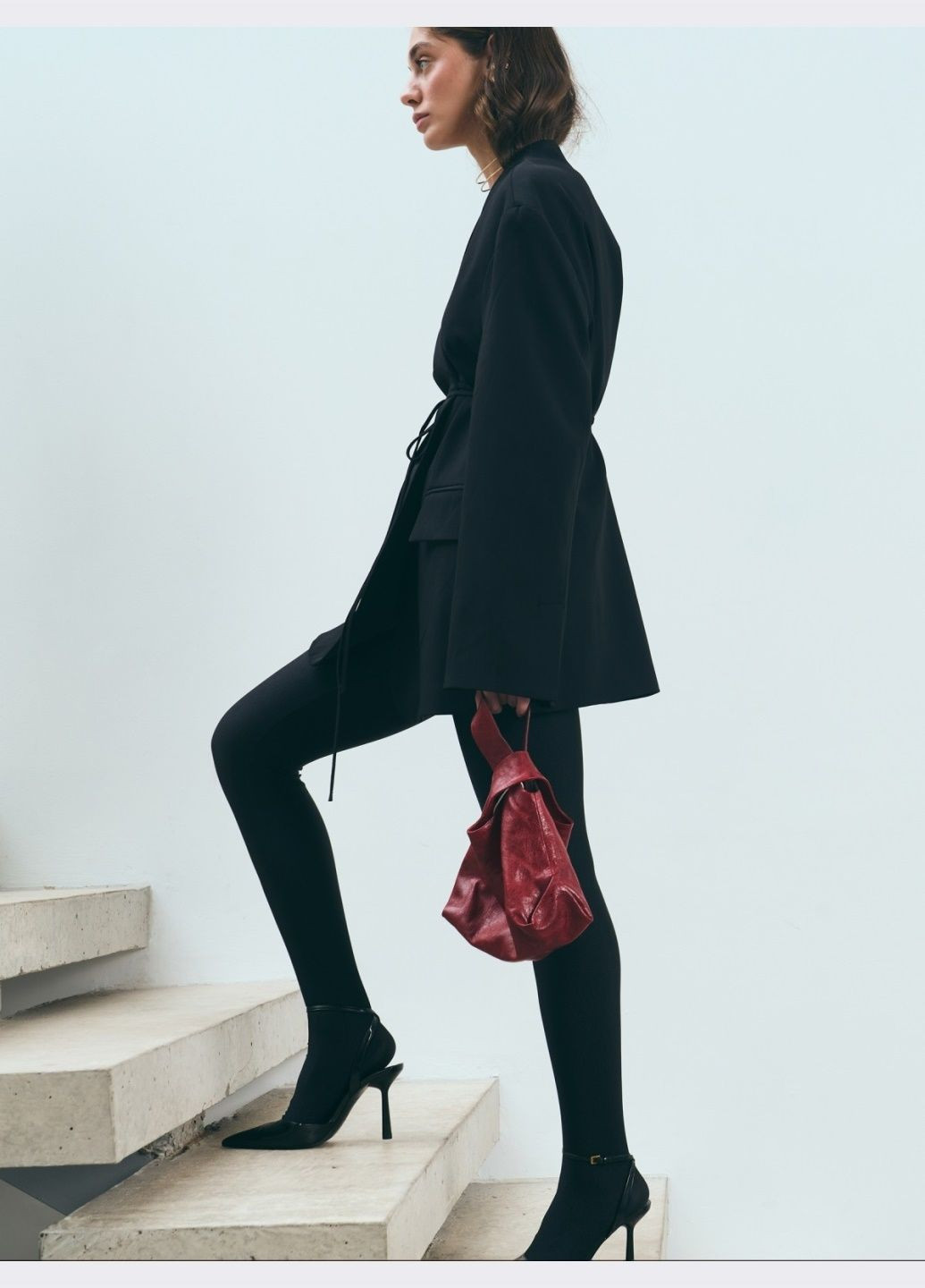 Черный женский пиджак чёрного цвета на завязках Dressa однотонный - демисезонный