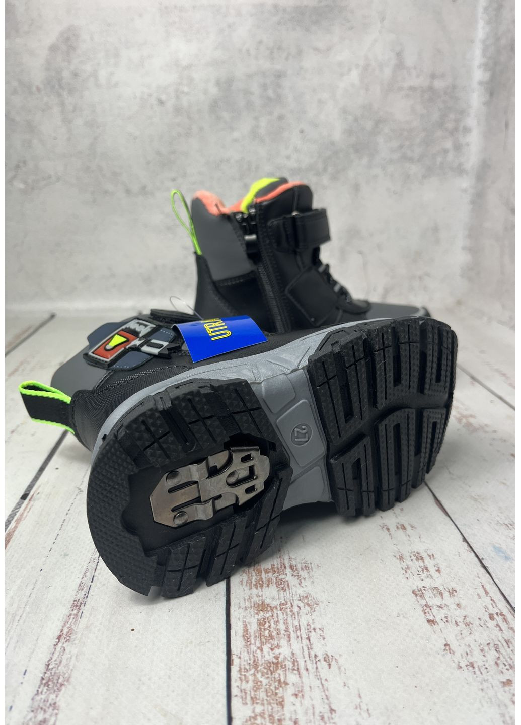 Серые повседневные зимние ботинки зимние детские серый (418) UTRAND