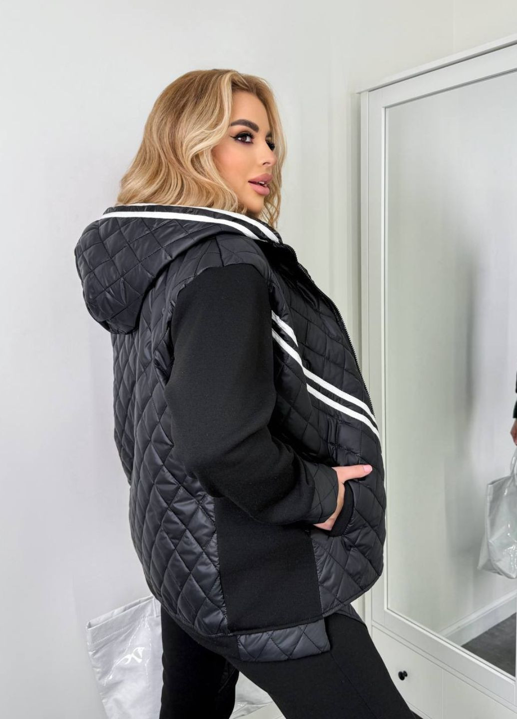 Женский стеганый костюм-двойка с лампасами Tik-Tak (340334375)