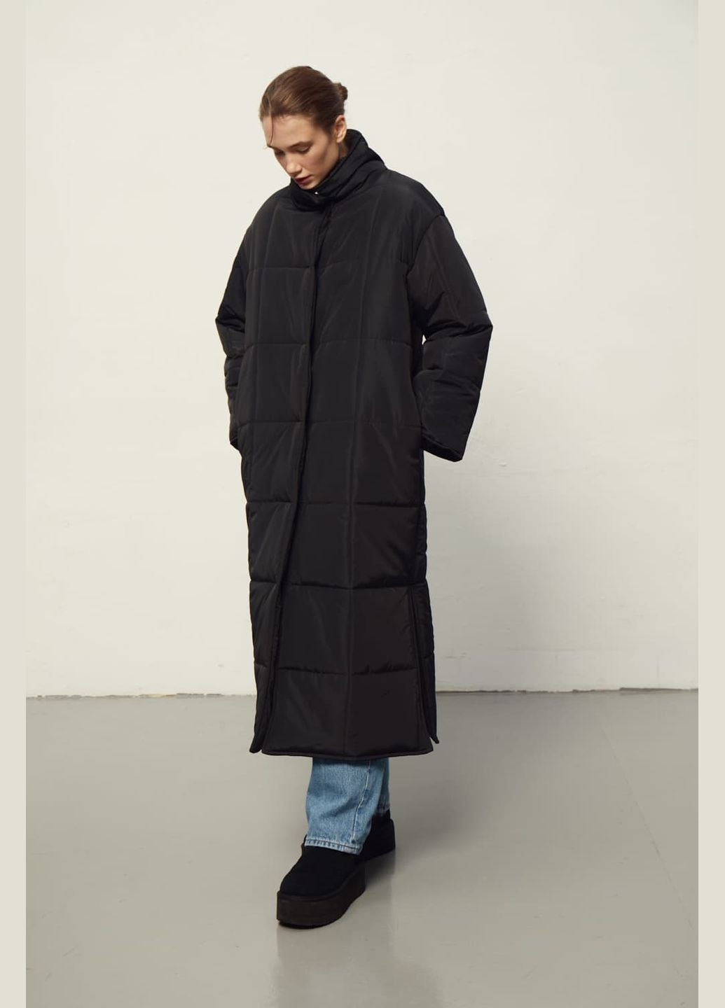 Чорна демісезонна стьобане пальто 668 Papaya