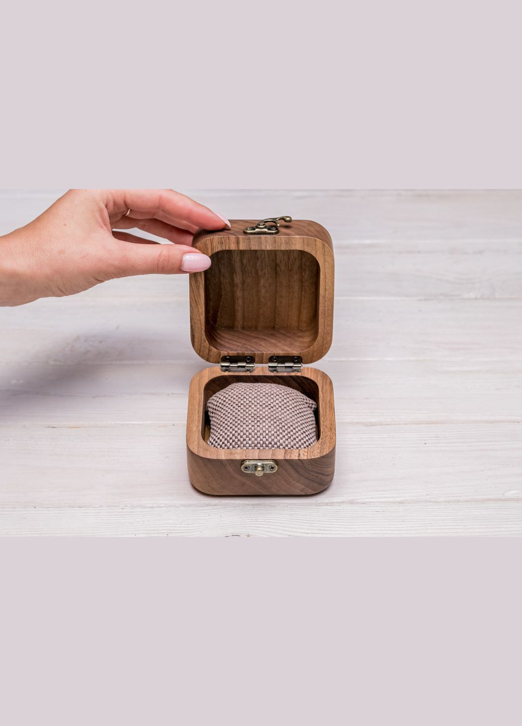 Цельная шкатулка для одних часов с деревянной крышкой EcoWalnut (295291910)