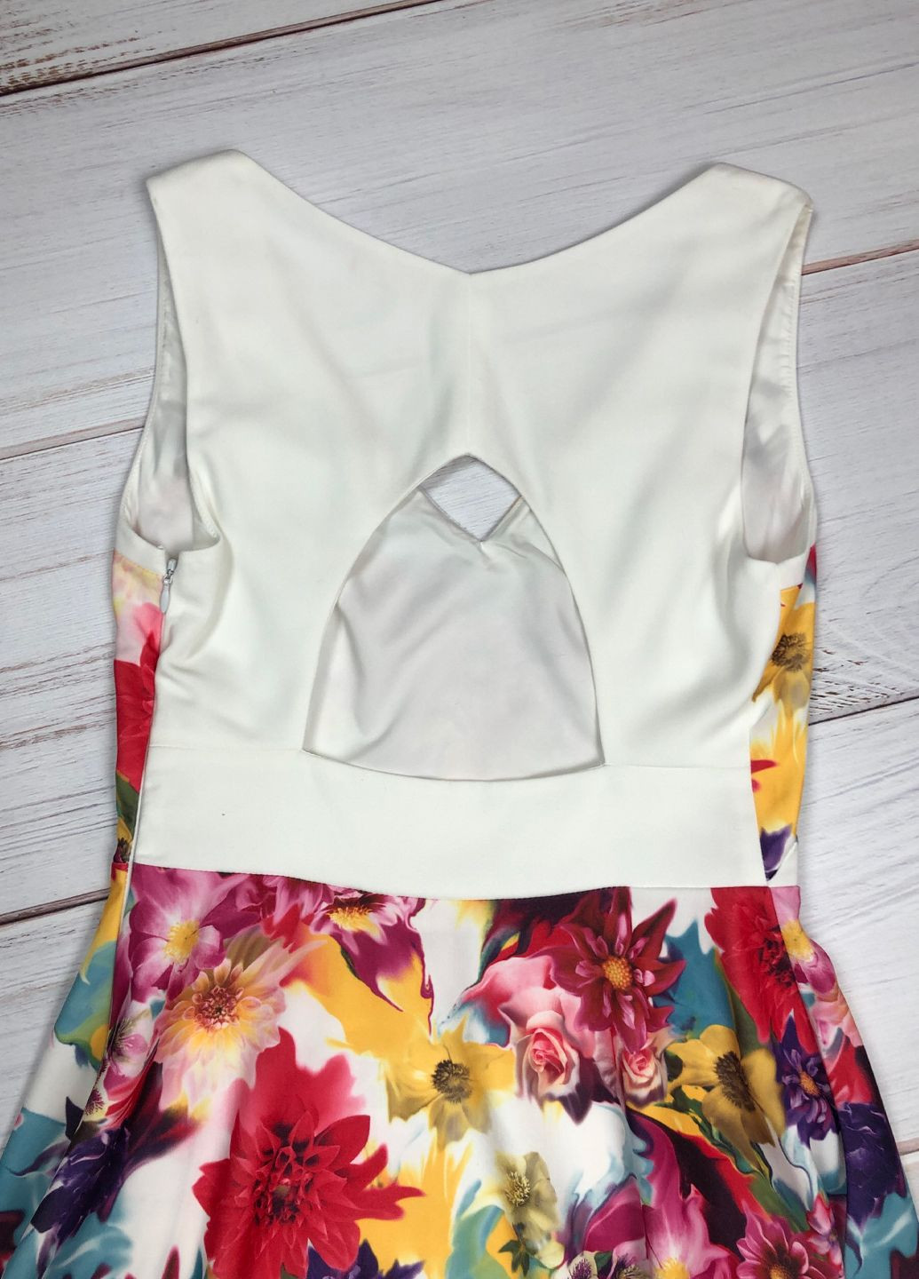 Комбинированное кэжуал, повседневный, коктейльное цветастое мини платье бэби долл Oasis с цветочным принтом