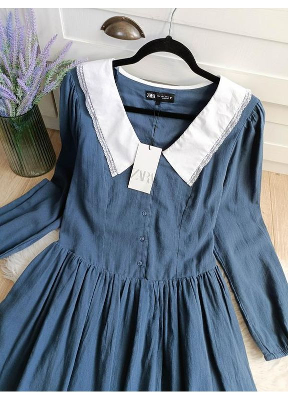 Белое короткое платье с выложистым воротником Zara