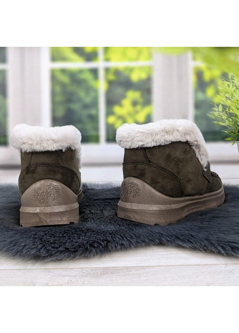 Черевики жіночі зимові замшеві Dago (301792139)