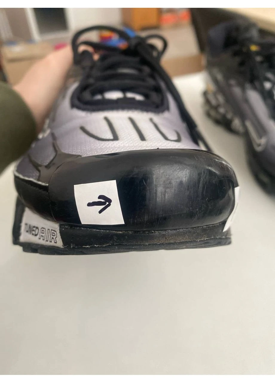 Чорні кросівки air max plus iii (клас а) dj4600-001-r всесезон Nike