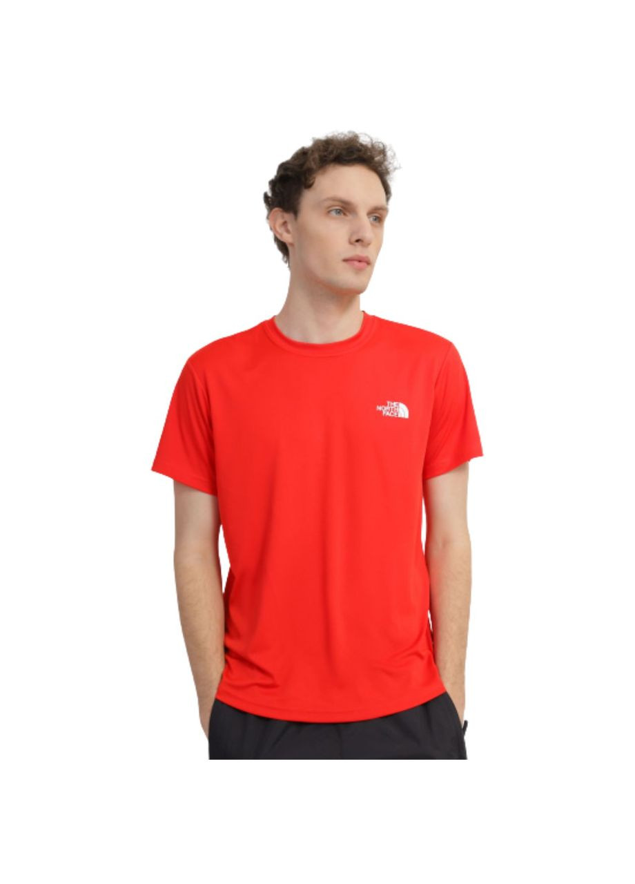 Красная футболка The North Face