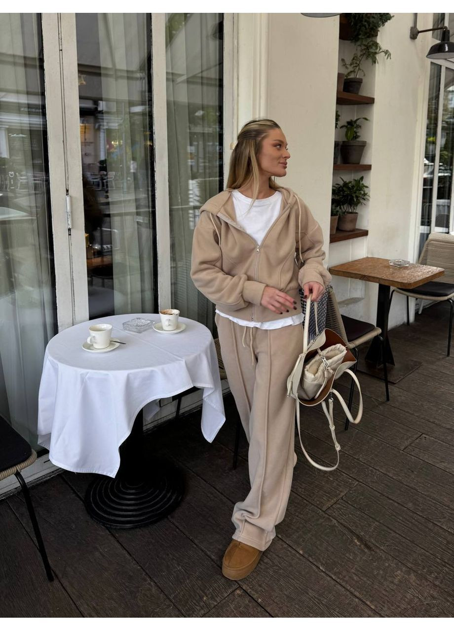 Жіночий спортивний костюм з двостороннього флісу No Brand (371641176)