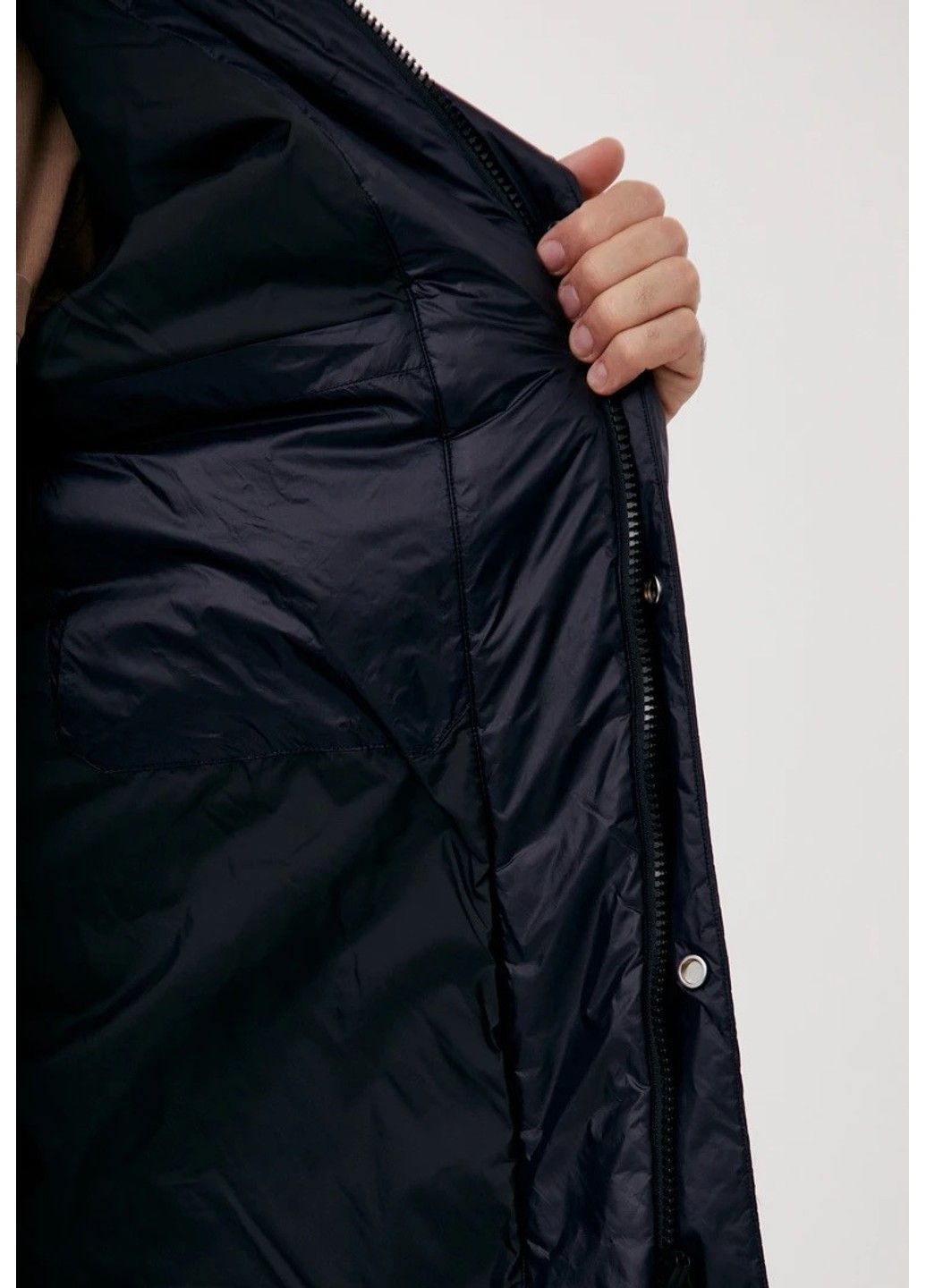 Черная демисезонная парка fab21027-200 Finn Flare