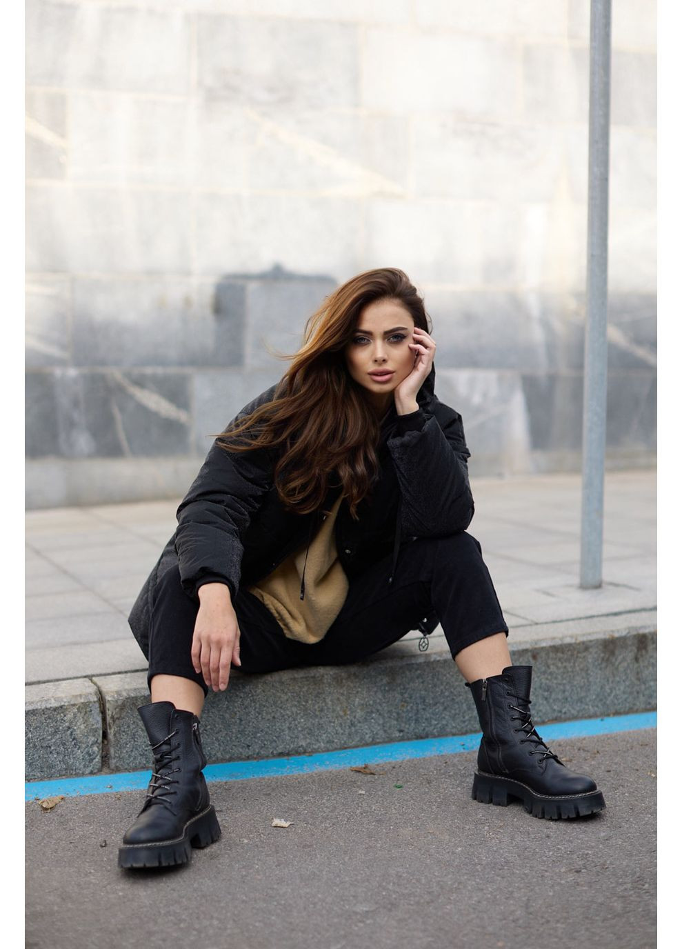 Черная зимняя зимняя куртка 1906.4918 Seventeen