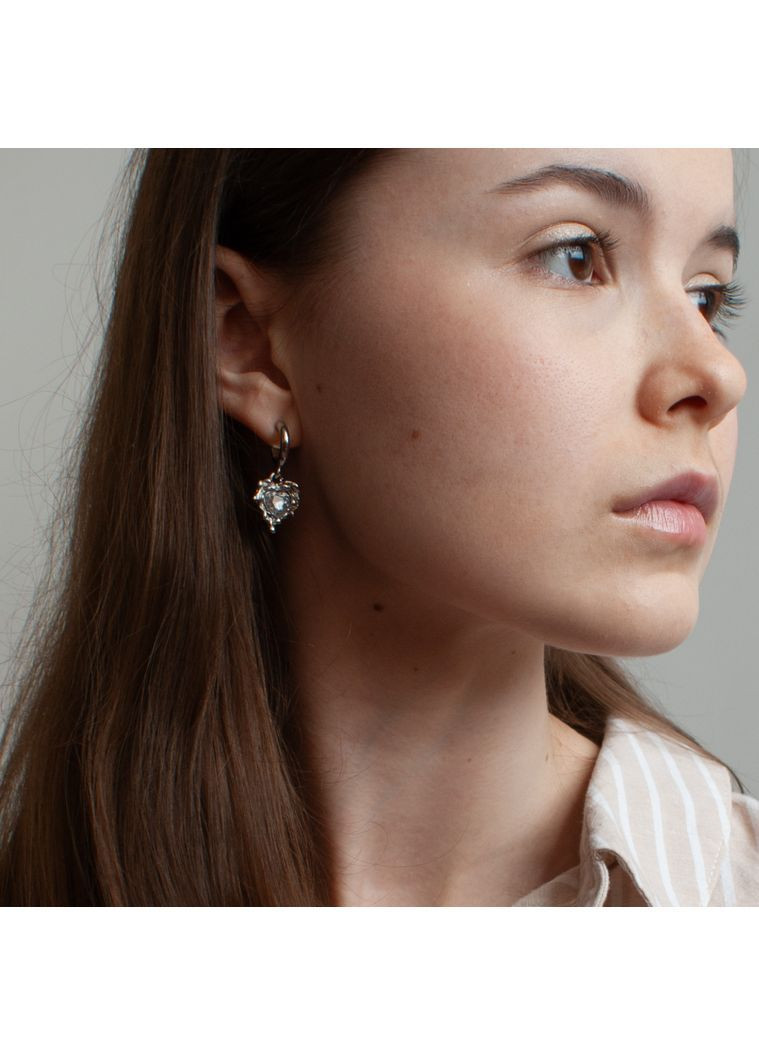 Сережки в стилі рідкого металу пара з двох з кристаликами в вигляді сердечка сріблясті вінтажні y2k кокетт для дівчини fairycore No Brand (365807160)