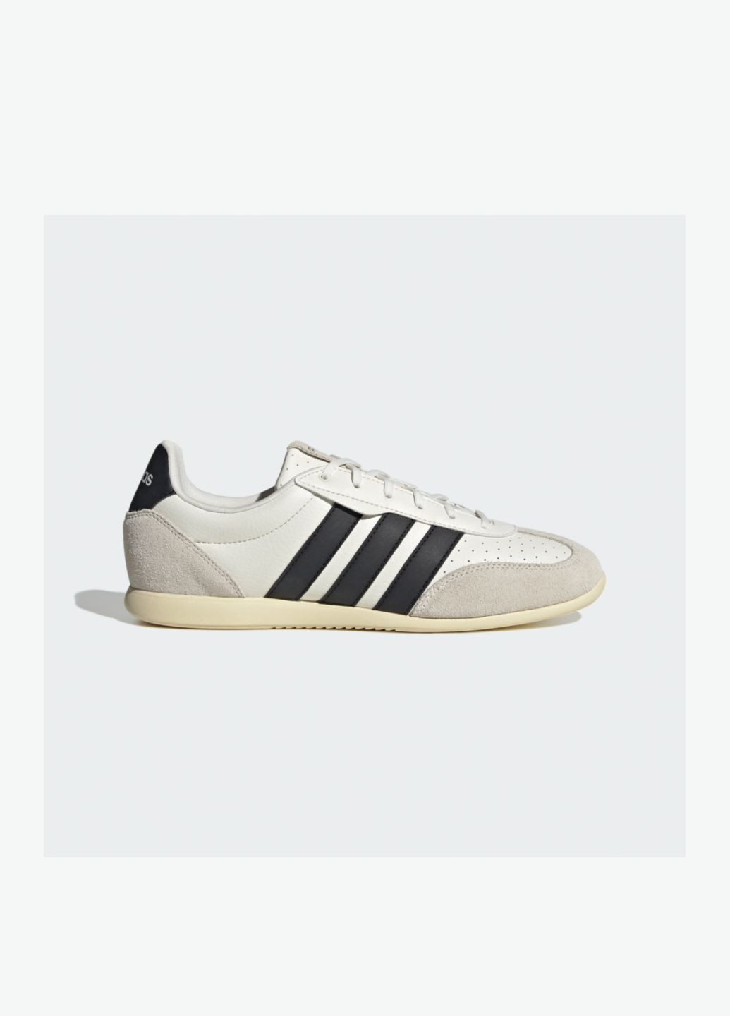 Темно-синій кросівки barreda lo sportswear jr4618 adidas