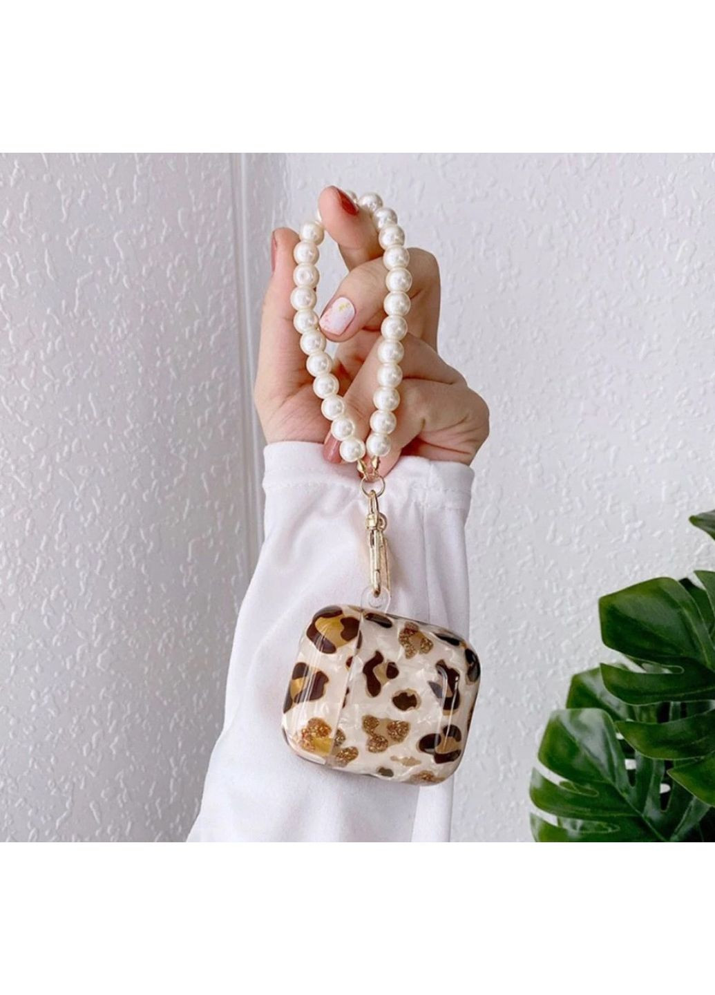 Чехол для наушников AirPods 1, 2 Leopard Luxury + брелок жемчужный Trends Airpods 1/2 (360897136)