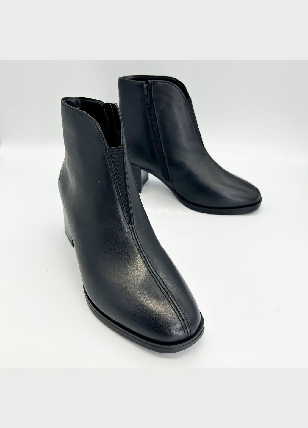 Чорні демісезонна ботильйони (р) шкіра 0-1-1-d-0v-81-00 Remonte