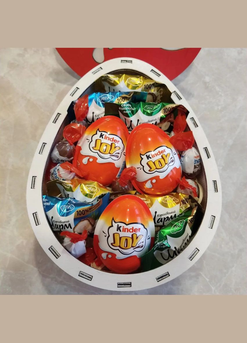 Бокс киндер со сладостями для девушки или ребенка на день рождения 8 марта новый год (ar18) No Brand (315888768)