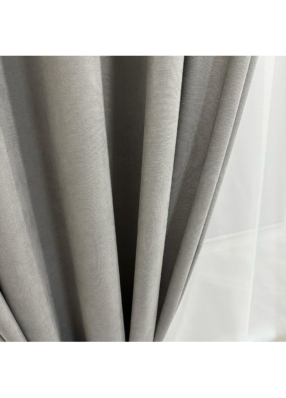 Комплект штор світло сірого кольору мікровелюр "Luxury Touch" (2 шт. по 1.5x2.7 м)- готові на тасьмі. Розкіш та затишок! No Brand (366561113)