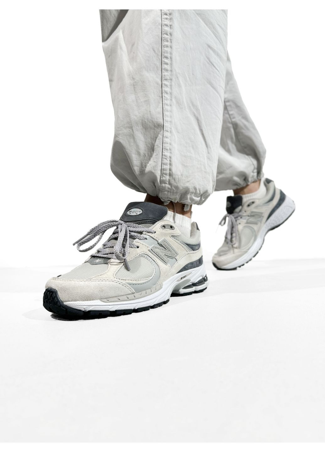 КРОССОВКИ ЖЕНСКИЕ NEW BALANCE 2002R GREY V2 НЬЮ БЕЛАНС 2002R No Brand серые демисезоны (369389968)