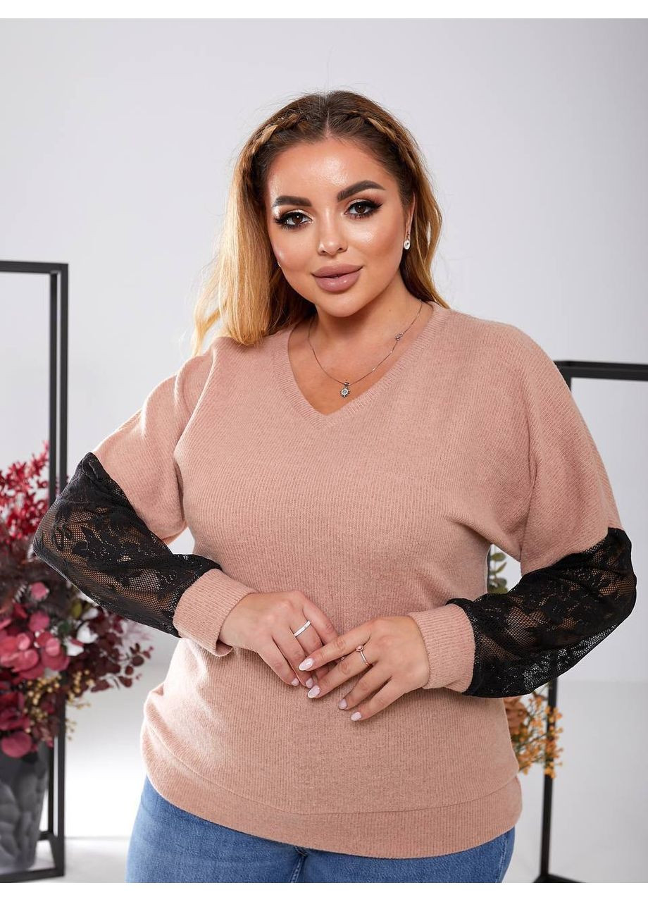 Пудровый демисезонный свитер женский с кружевом Style Point