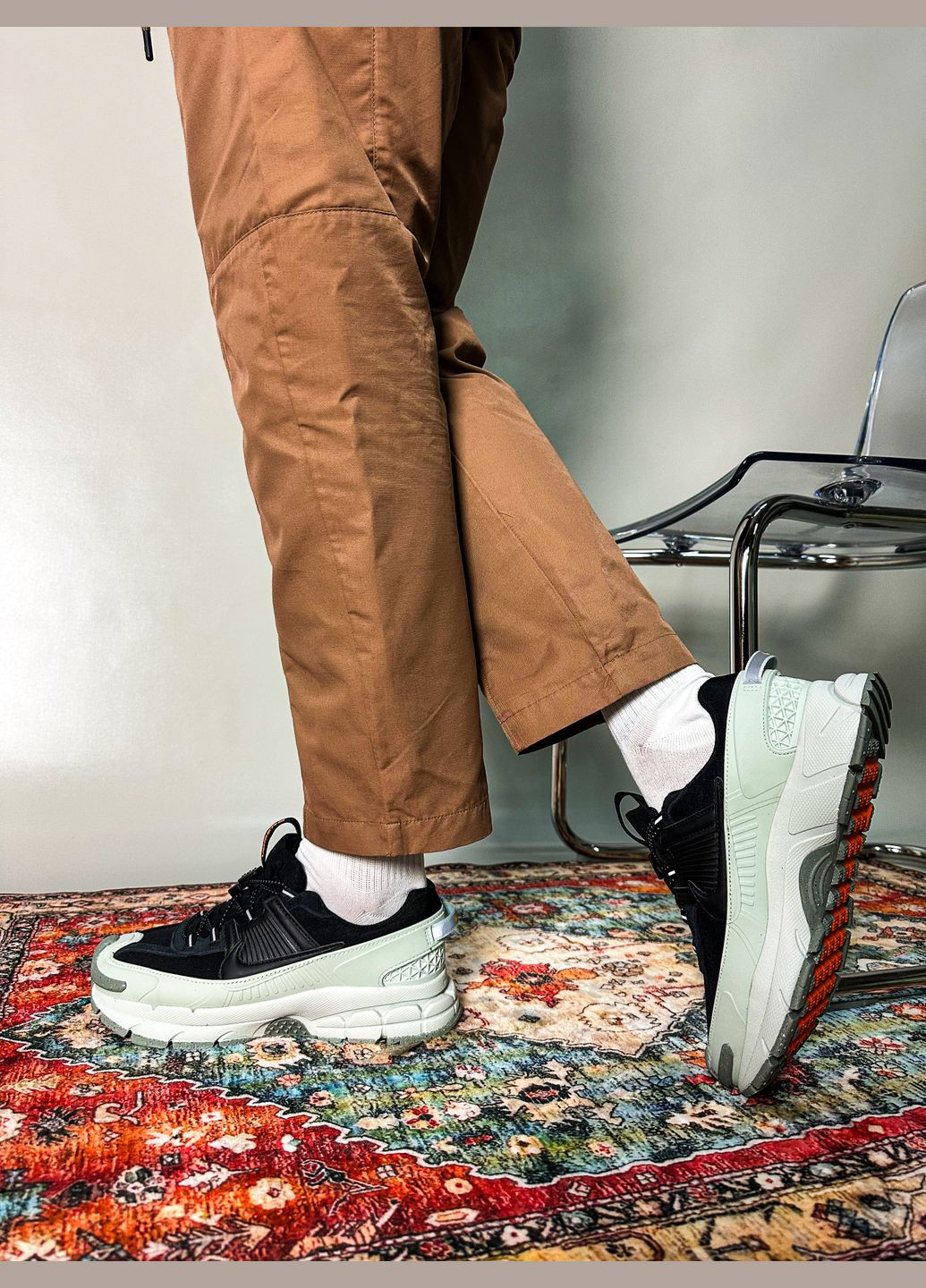 Білі Осінні кросівки чоловічі і жіночі nike vomero roam white black | найк вомеро роам білі No Brand