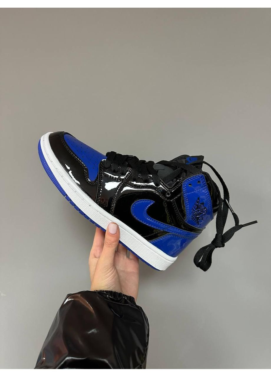 Белые демисезонные кроссовки мужские nike air jordan high patent royal blue найк аир джордан No Brand