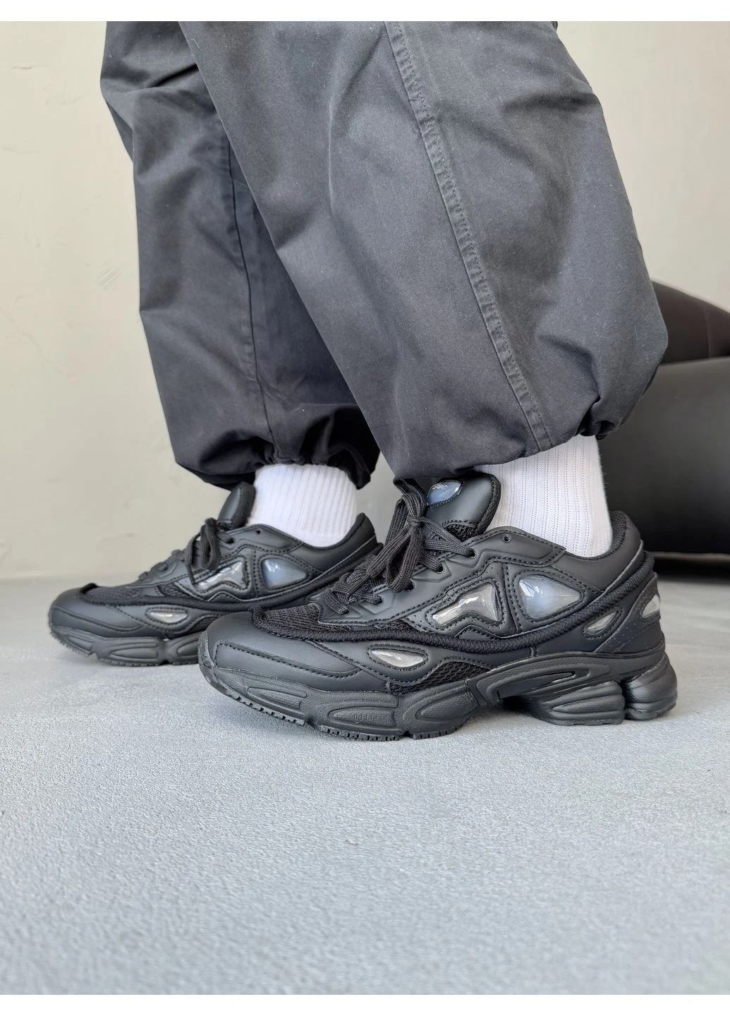 Чорні кросівки чоловічі adidas x raf simons ozweego iii black адідас раф сімонс чорні демісезон No Brand