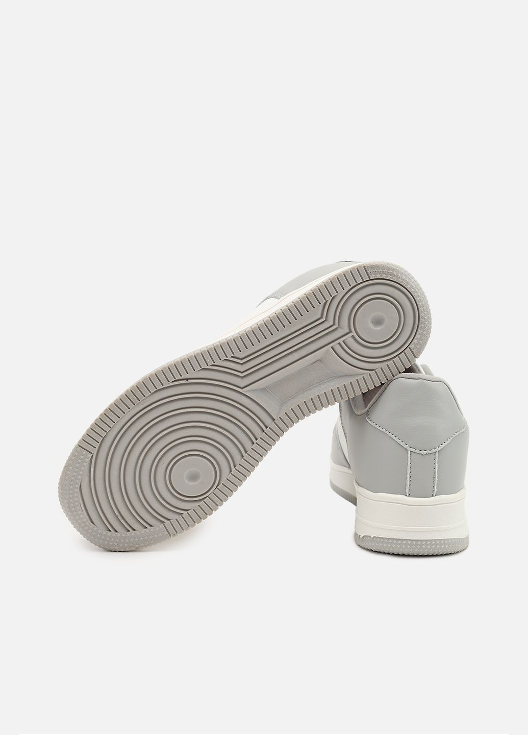 Белые кеды на плоской подошве мужские цвет белый цб-00273248 Stilli