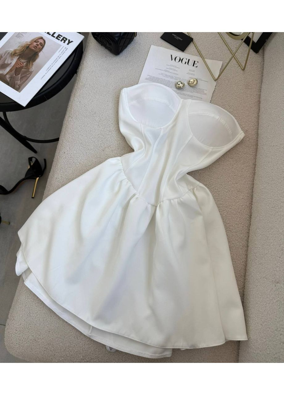 Молочное праздничный, коктейльное, повседневный, вечернее, кэжуал женское платье с чашечками клеш No Brand однотонное