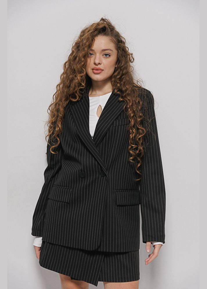 Женский костюм с жакетом и короткой юбкой серый в полоску Arjen (304251286)