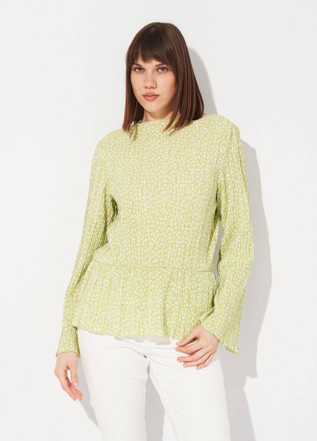 Зелёная блуза в цветочный принт Monki