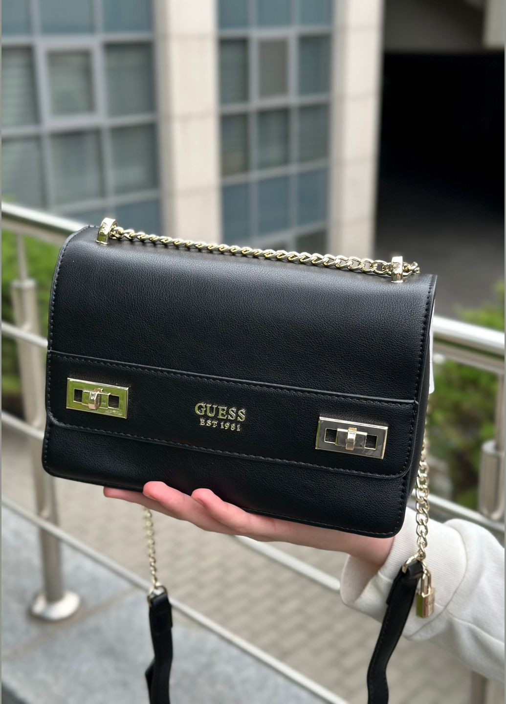 Женская сумка Guess кросс-боди черная No Brand (295574230)