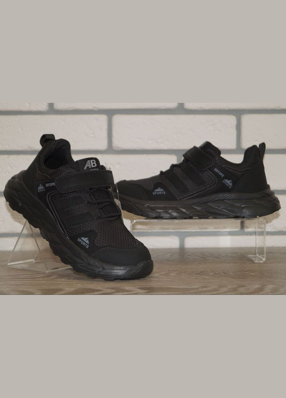 Чорні осінні кросівки дитячі демісезонні чорні Jong Golf