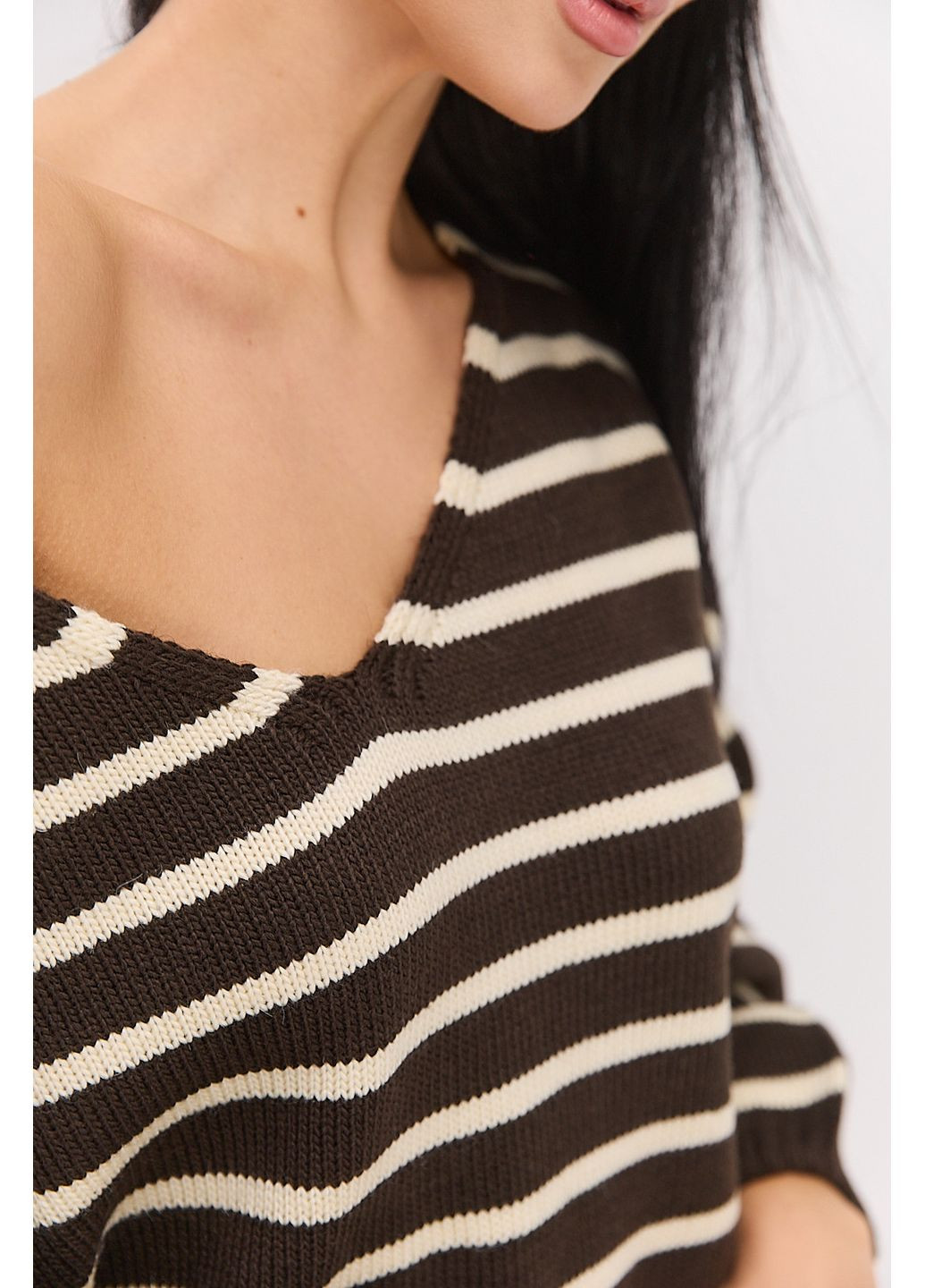 Жіночий в`язаний пуловер oversize в смужку Arjen (370984621)