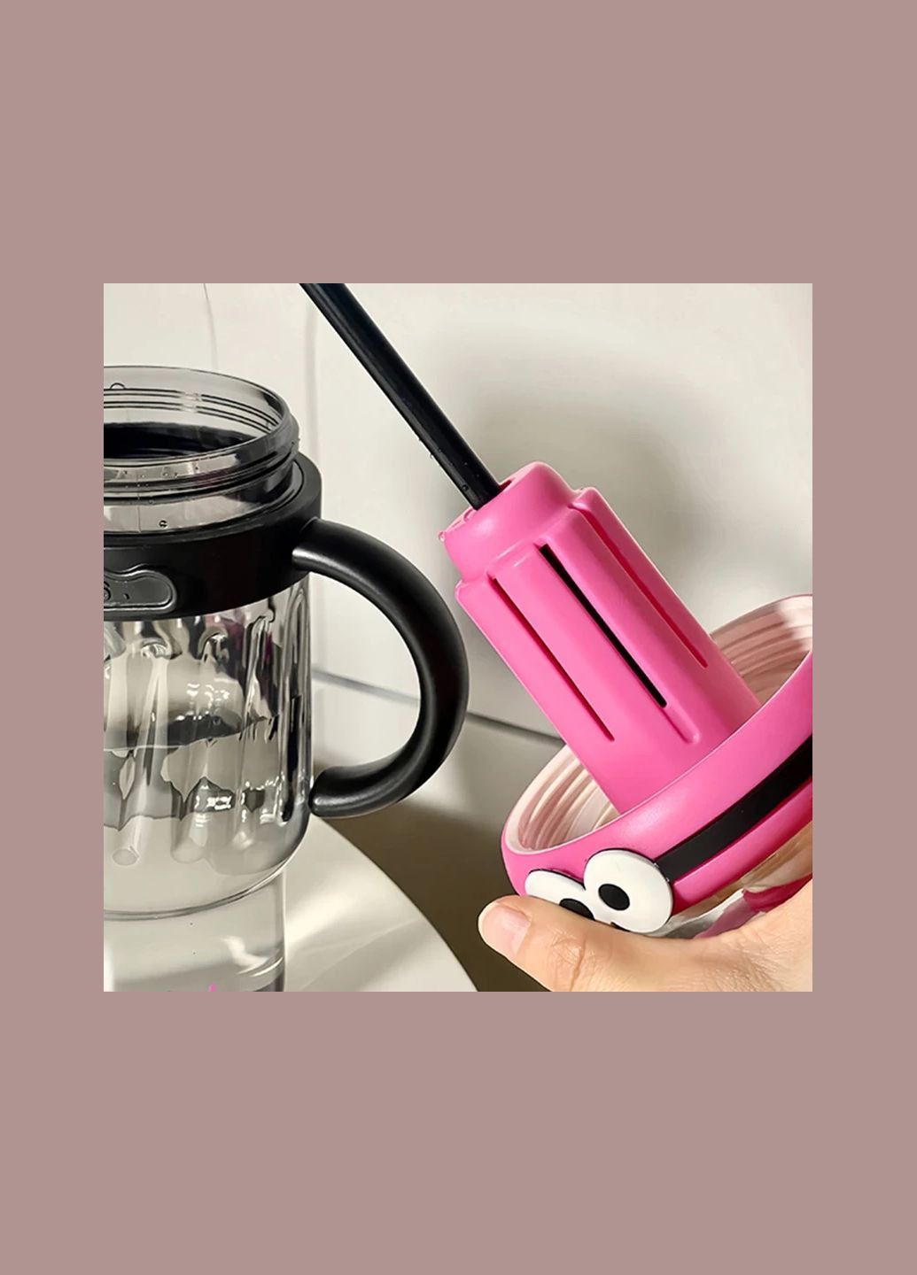 Портативная чашка Momo Cup 1280 мл, прозрачная с фильтром для чая и трубкой, Черная () No Brand (302392537)