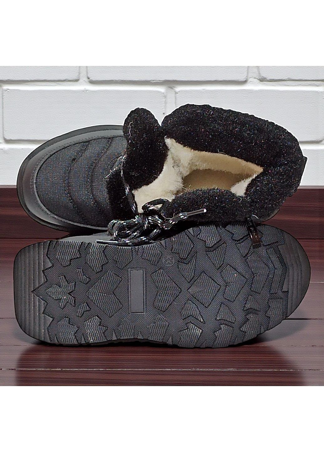 Черные зимние подростковые ботинки для девочки,зимние ботинки для девочки подростка,зимние хайтопы для девочки,дутики для подростка Biki со шнурками