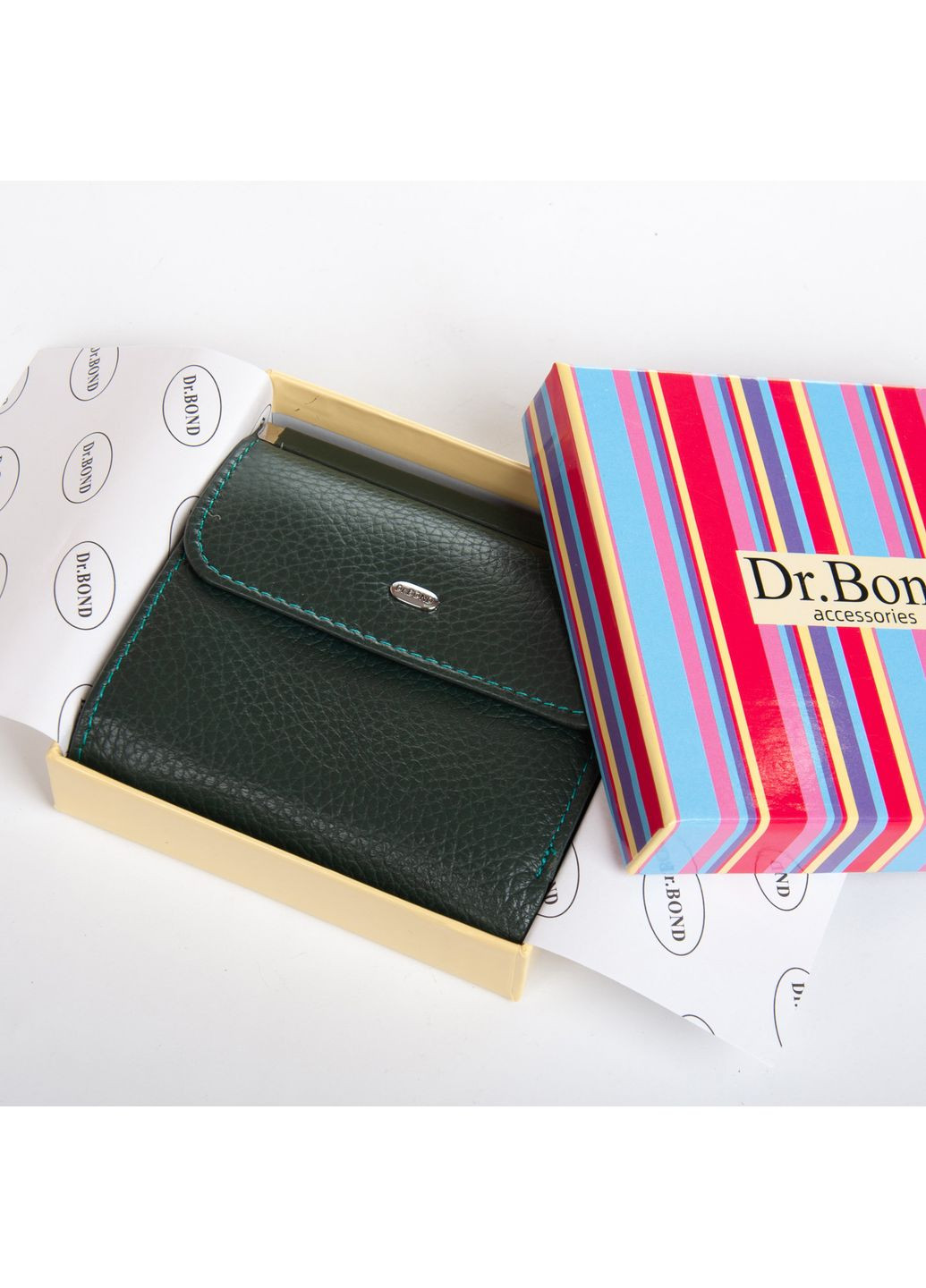 Женский кожаный кошелек на магните Dr. Bond WRS-33-1 (355362003)