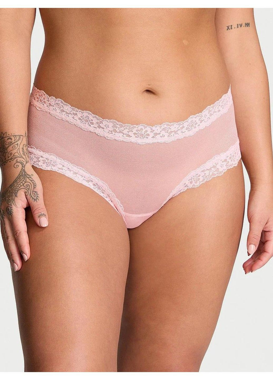 Трусики-чики жіночі мереживні Sequin Posey Mesh Cheeky Panty пудрові Victoria's Secret (350197291)