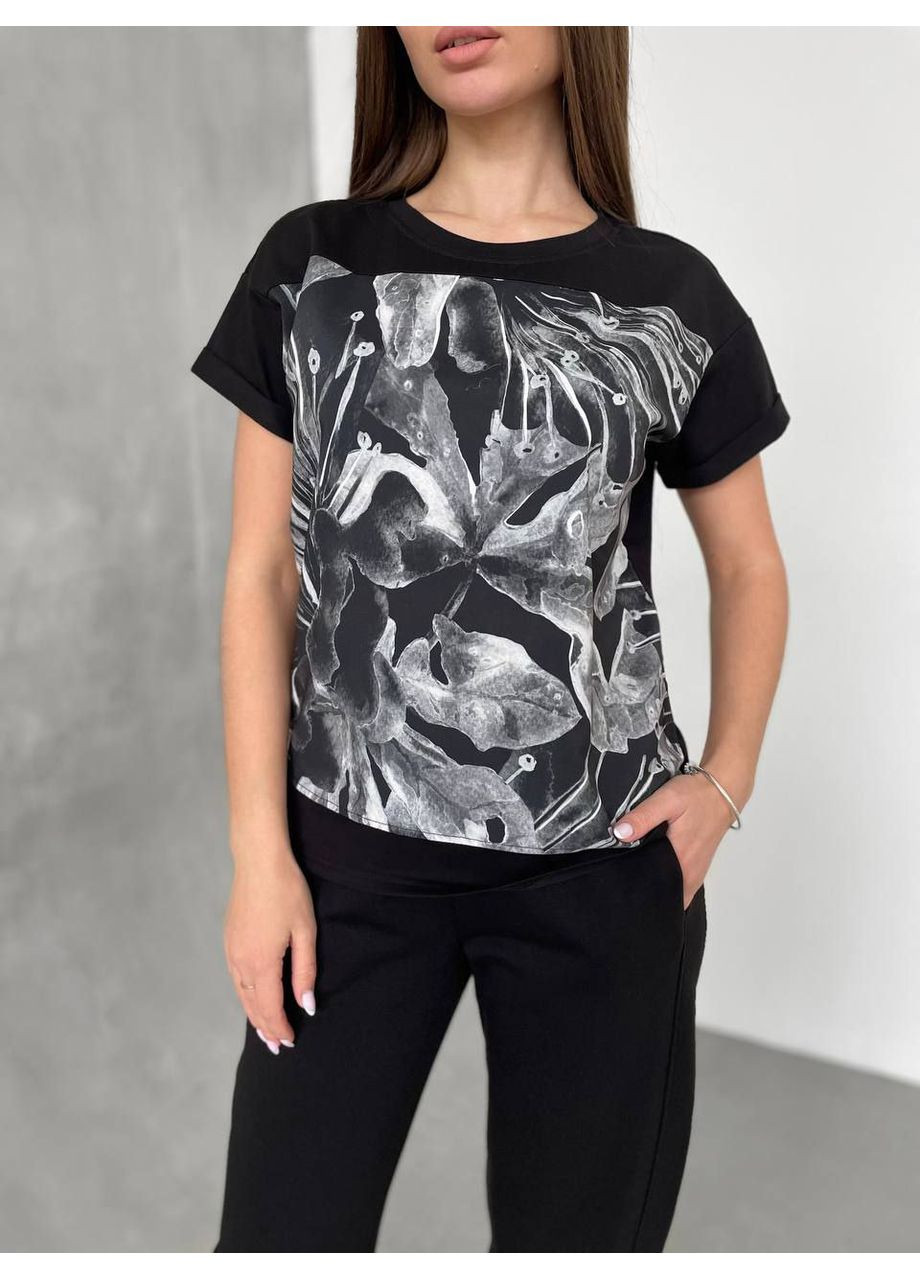 Футболка черная принт Флорал Verena Design - (360983924)