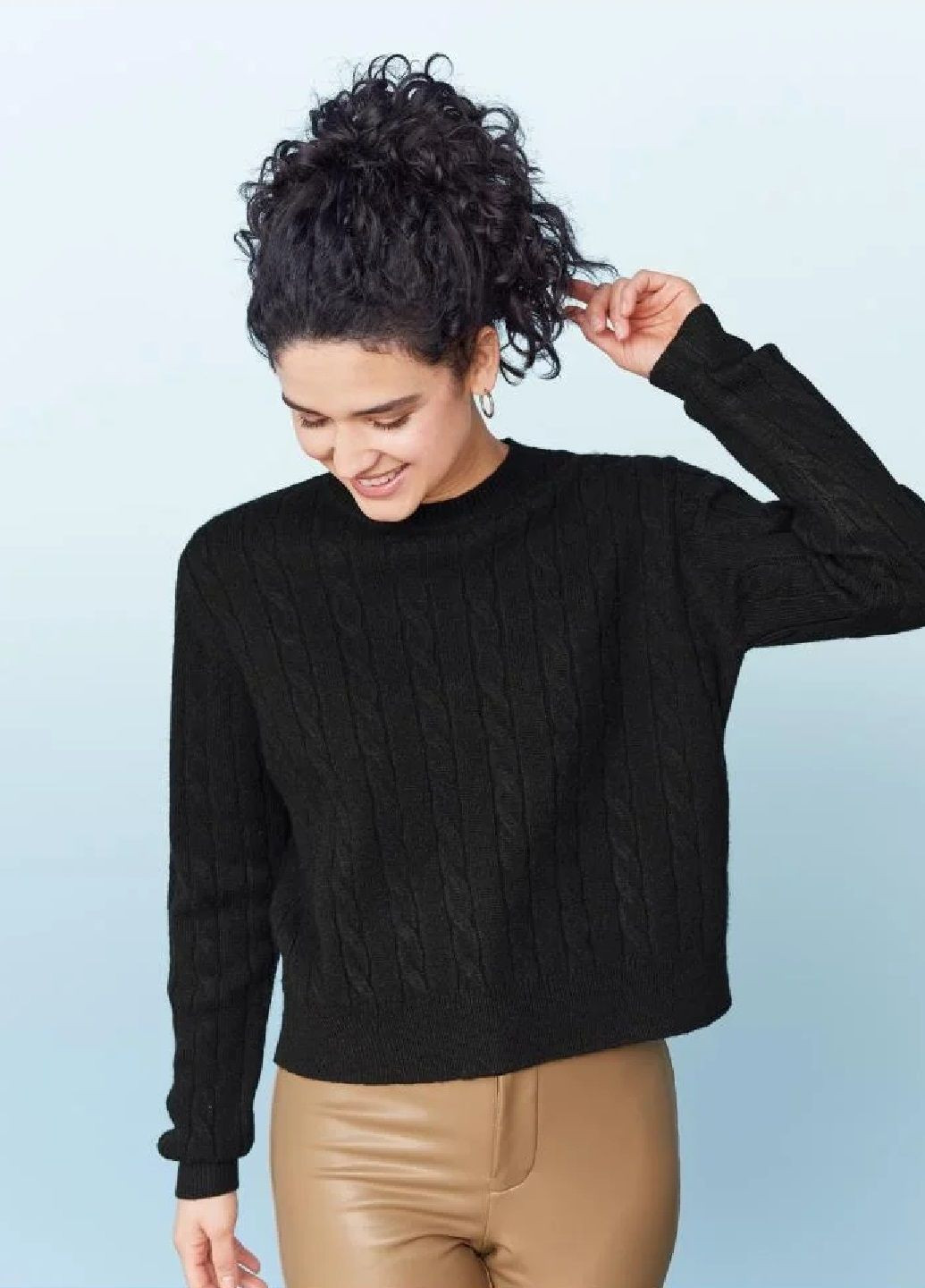 Чорний демісезонний светр тонкої в'язки пуловер Esmara