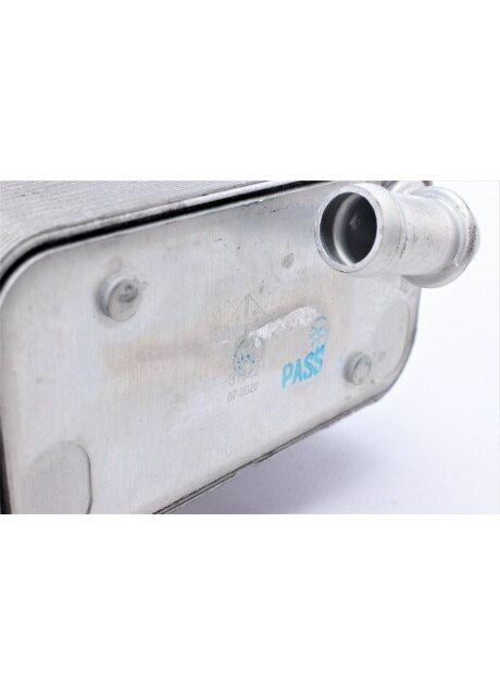 Радиатор масляный MB Sprinter OM651 (теплообменник) 31822 RU63 No Brand (345764830)