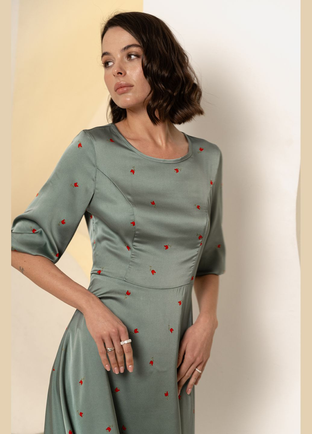 Зеленое кэжуал платье Azuri сердечки