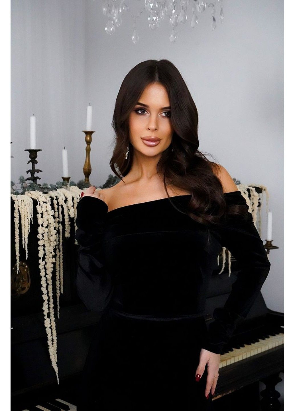 Черное вечернее платье открытые плечи 24106 черное Tanita-Romario