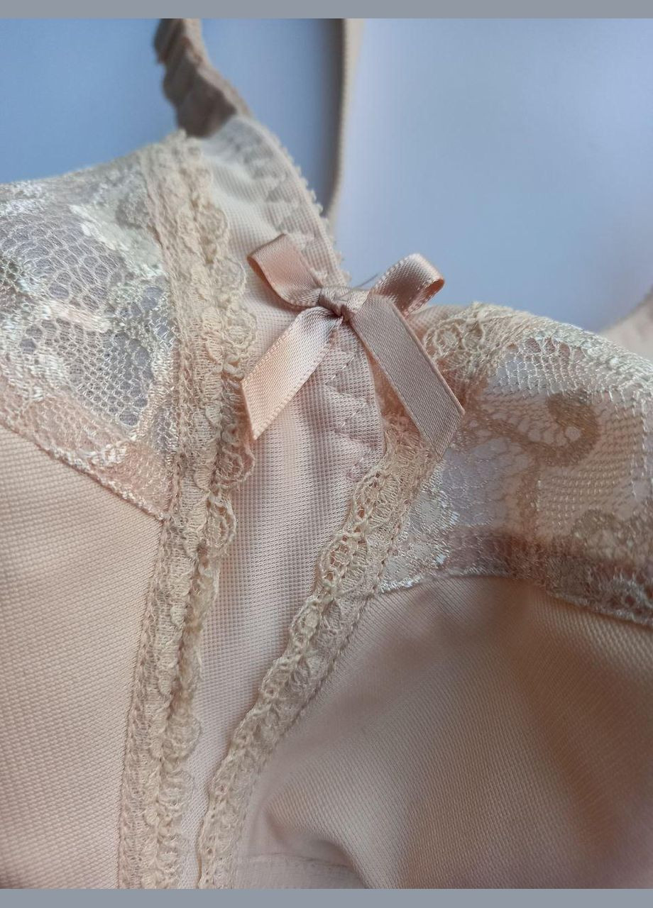 Бежевий класичний бежевий без каркасів бюстгальтер 665770 білорусь avеline авелін Aveline без кісточок поліамід